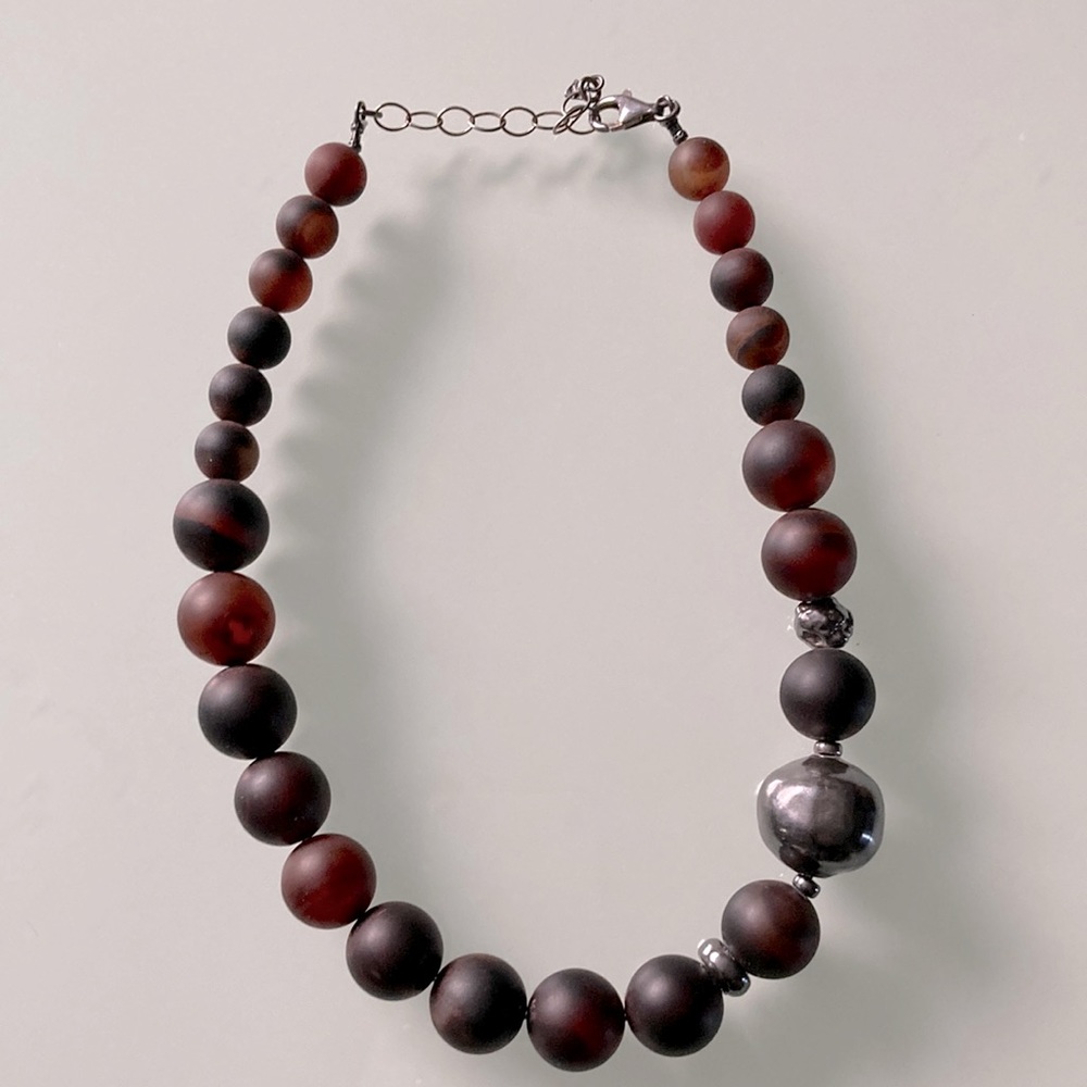 Silpada EUC red agate and silver bead necklace. Retired.